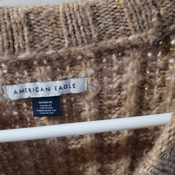 American Eagle Knit - Picture 2 of 7